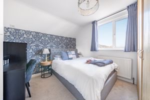 Bedroom- click for photo gallery